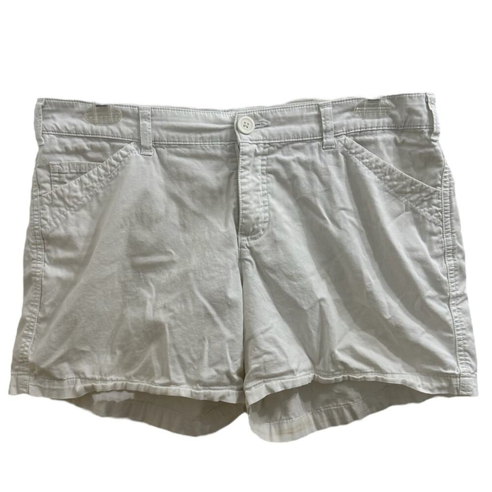 Lee Natural Fit Just Below the Waist Solid White 100% Cotton Shorts XL 14/16!
